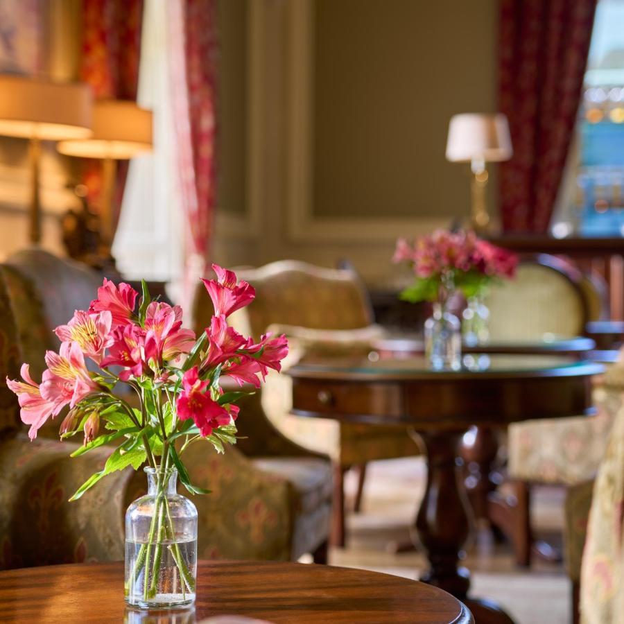 Castlemartyr Resort Hotel Exterior foto The interior of the hotel